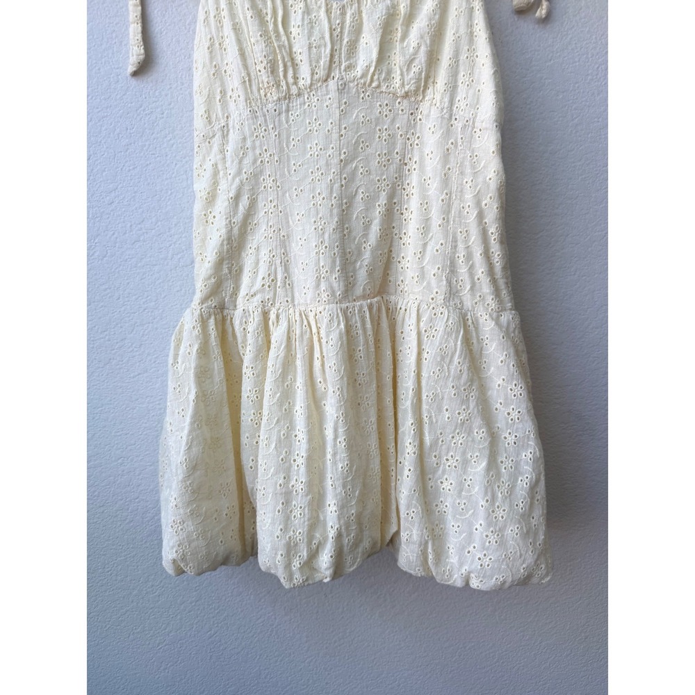 Nectar Butter Yellow Eyelet Lace Basque Waist Mini Dress Size L Bubble Hem Short - Picture 4 of 9